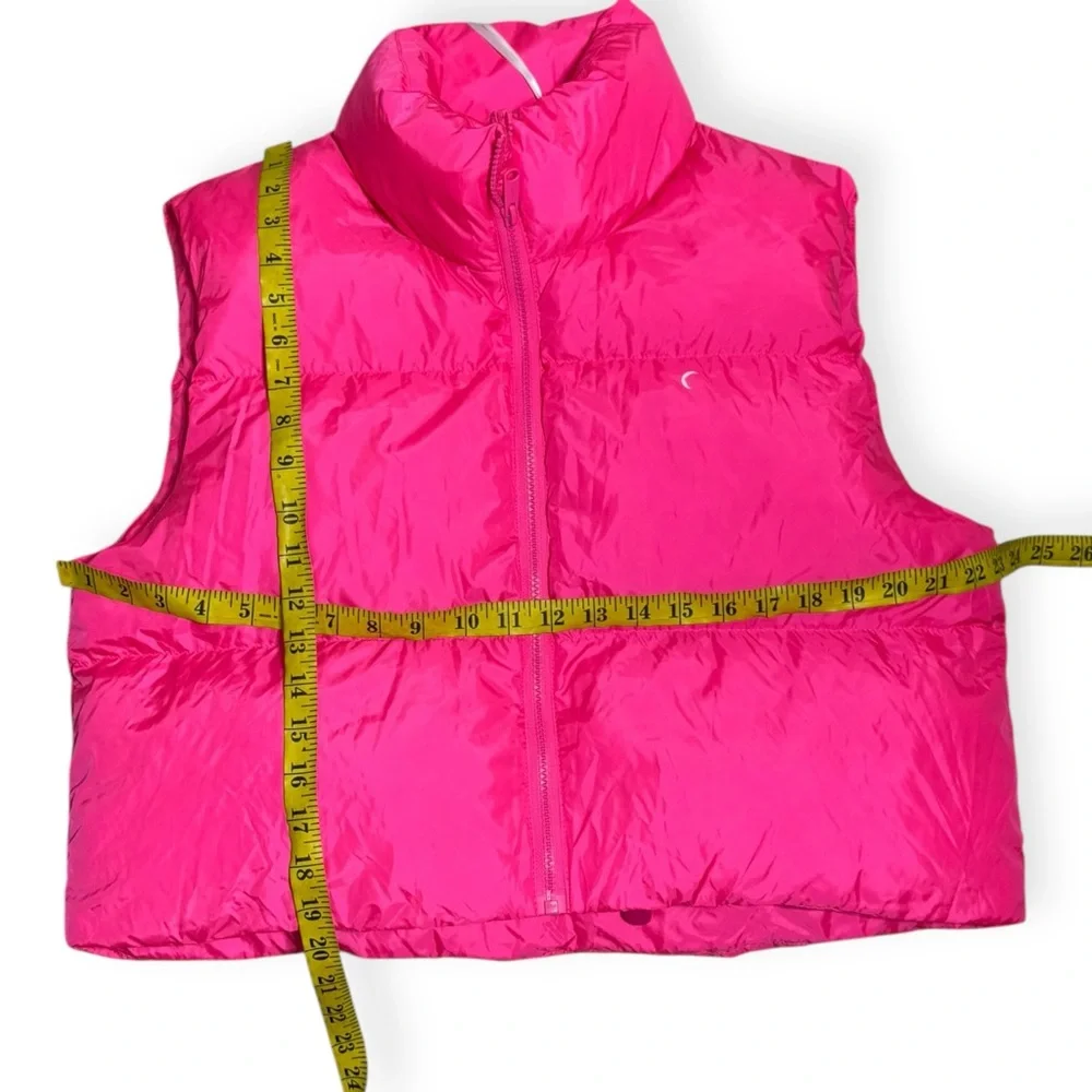 ZYIA hot pink cropped puffer vest Size Medium ZYIA elevate puffer vest - Picture 6 of 9
